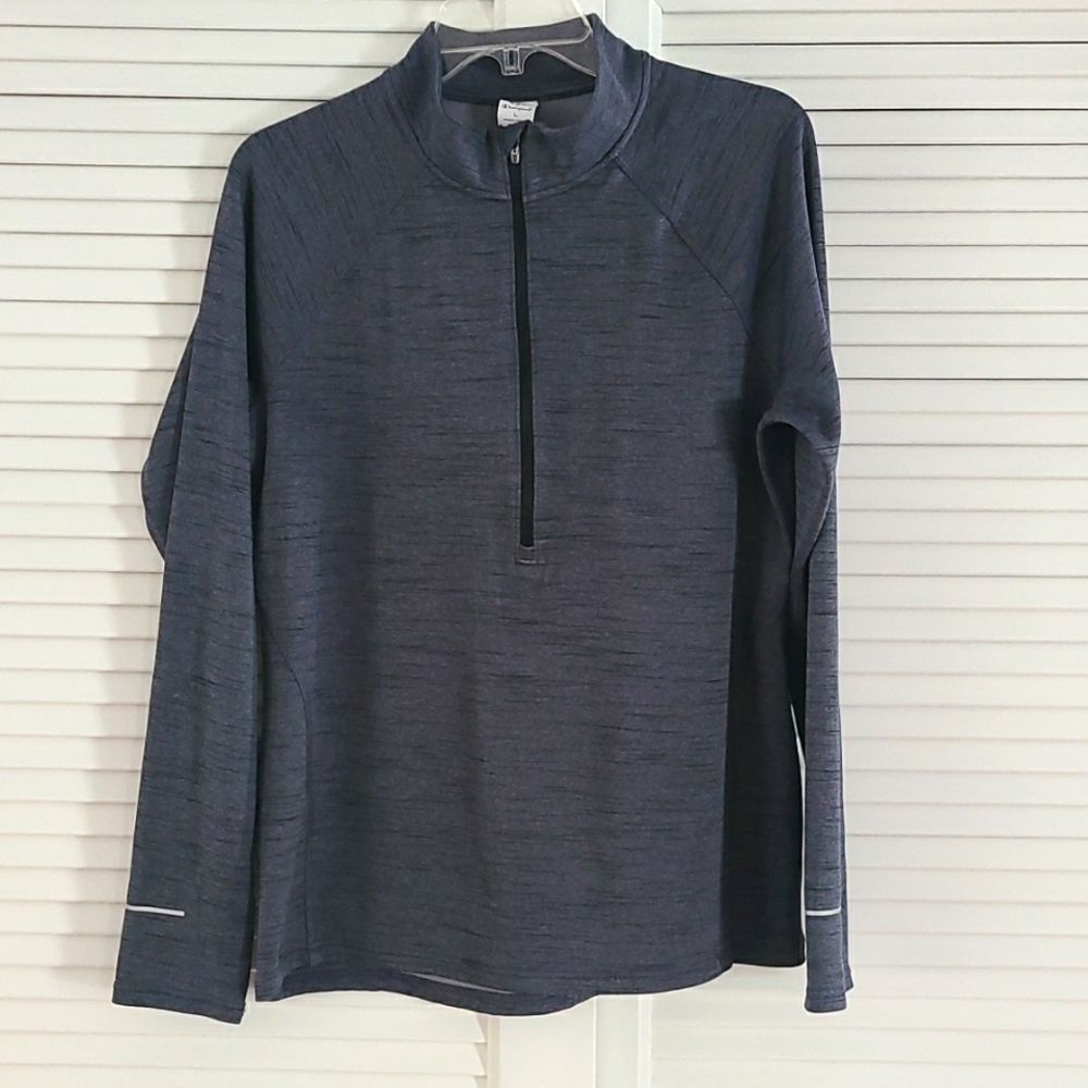 Champion Long Sleeve Athletic Shirt. Size Large. Gray